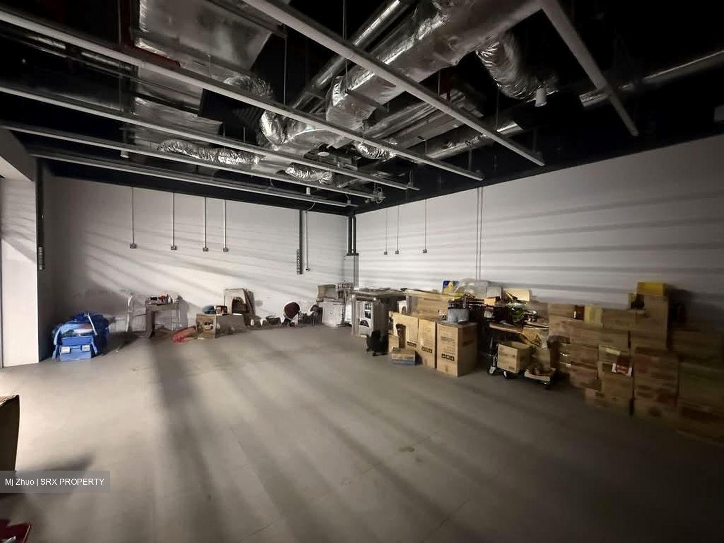 Club Street (D1), Retail #540173111